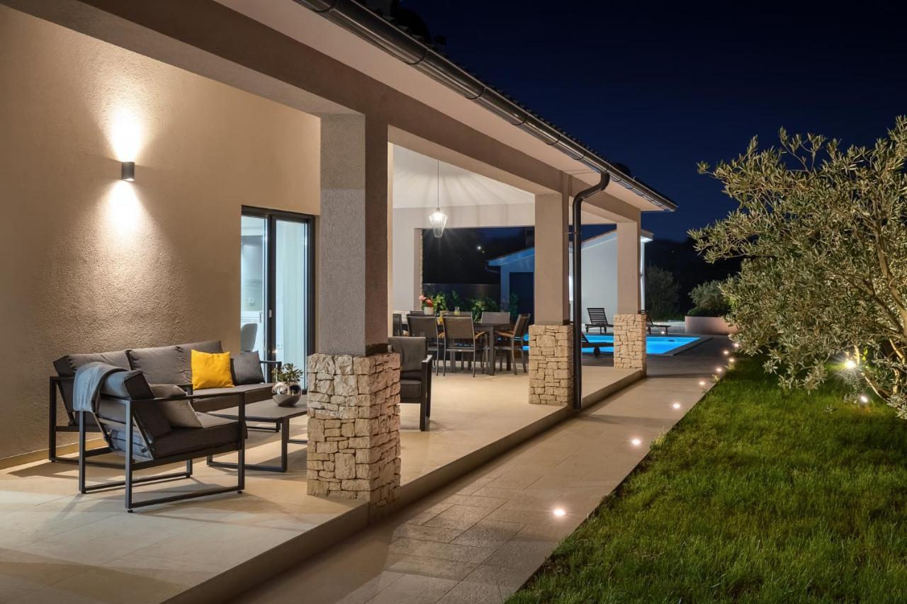 Villa Rozhica Svetvinčenat Exteriér fotografie